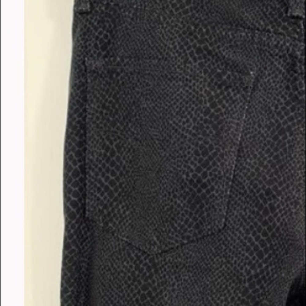 Levi’s. 720 High-Rise super skinny jeans - Picture 8 of 8